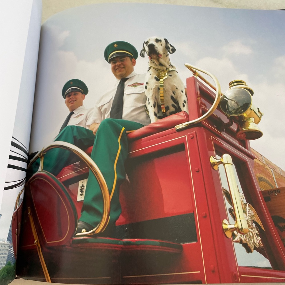 Budweiser Coffee Table Book - The Great American Tradition - Picture 15 of 15